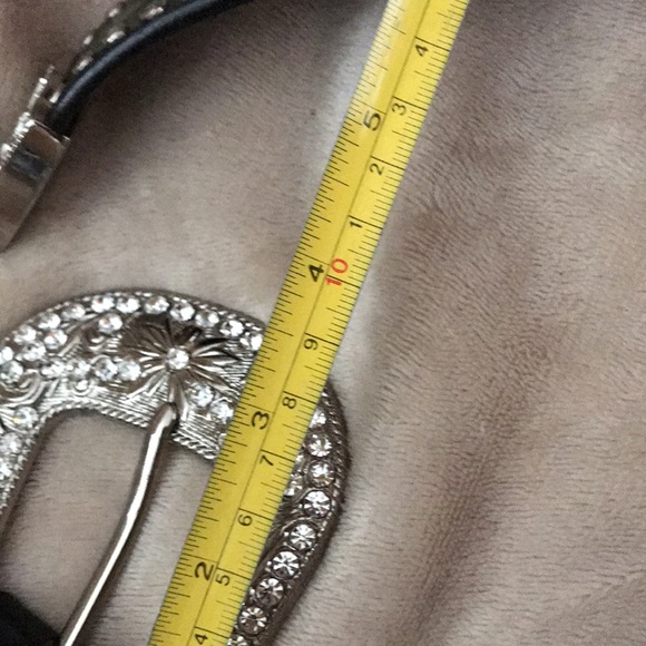 Hand tooled & hand painted leather belt main image 5